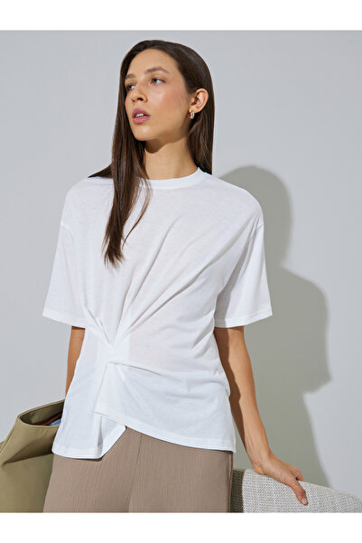 Styli White Plain Side Pleated Regular Fit T-Shirt