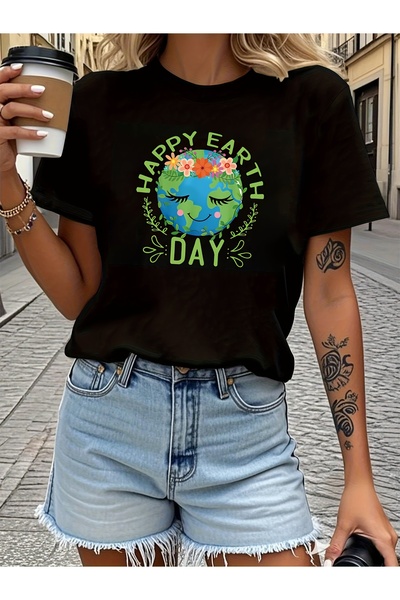 En22 تي شيرت نسائي - تي شيرت مطبوع عليه Happy Earth Day بأكمام قصيرة وياقة دا...