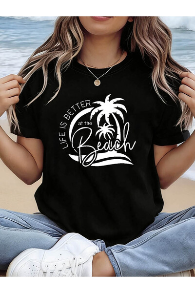 En22 تي شيرت مطبوع عليه عبارة "LIFE IS BETTER at the Beach" بأكمام قصيرة وياق...