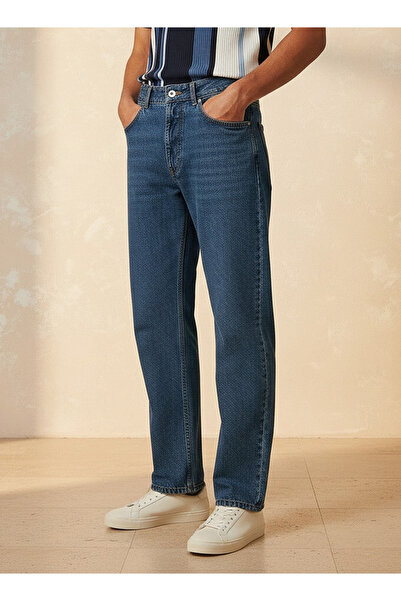 DNM Denim Straight Fit Mid-Rise Jeans