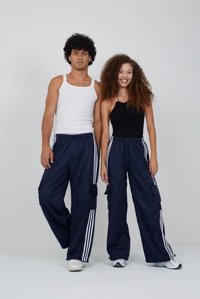 harmony factory Unisex Navy Blue Wide Leg Cargo Pants with Elastic Waist and Striped Sweatpants with Pockets