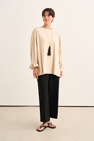 EBU Prive Women's Sleeve Lace-Up Soft Textured Sweat Beige