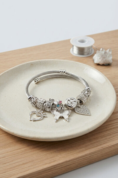 evimdeyokyok Silver Color Bracelet with White and Heart Charms Tj-Bb8783