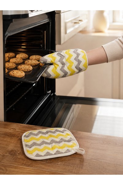 nnevora Set of 2 Kitchen Gloves – Heat-Resistant Oven Gloves and Pot Holders