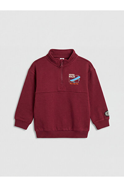 LC Waikiki Boys' stand-up collar sweatshirt with print.