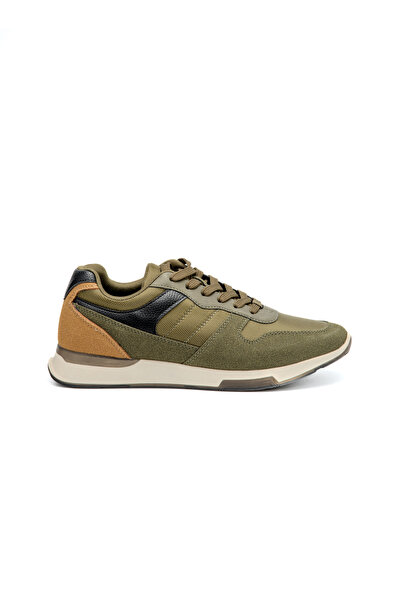 BATA Everyday Casual Sneaker