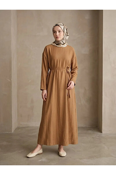 Naknaku فستان الفراولة-تان