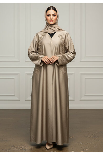 Nukhbaa Hand-Beaded Shimmer Abaya | Silk-Blend Fabric