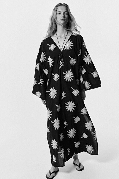 H&M Embroidered kaftan dress