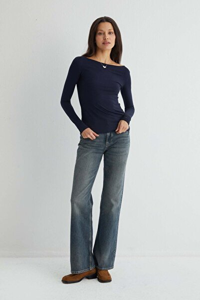 Silk and Cashmere Lacivert Ultralight Kayık Yaka Üst