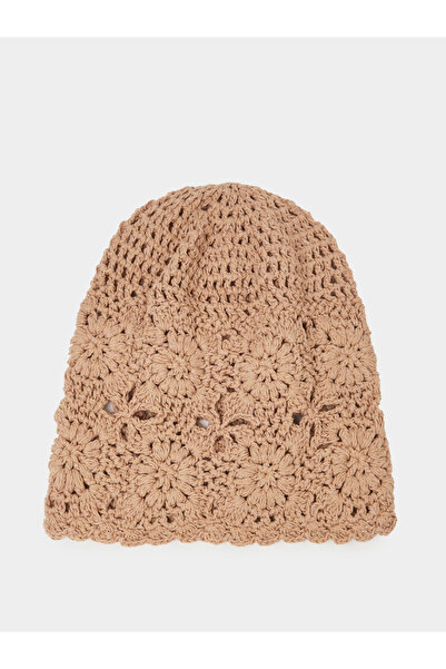 Styli Khaki Crochet Beanie