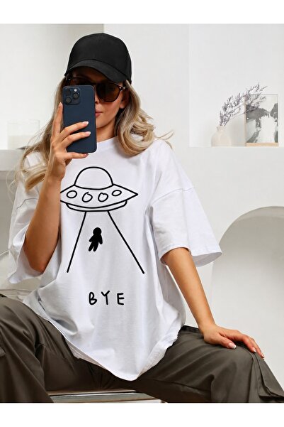Generic Brand UFO Abducts Human with BYE Text,casual wear,100% cotton,graphic...