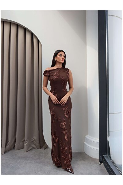 ESRAHELVACI Floral Appliqué Zero-Sleeve Tulle Dress