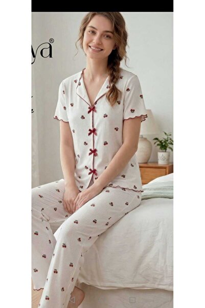 Manolya Kadın Kaşkorse Beyaz Kiraz Desenli Kısa Kollu Pijama Takımı