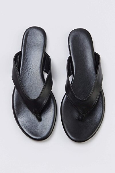 TRENDYOL SHOES Black Toe Women's Slippers Takss26Te00043