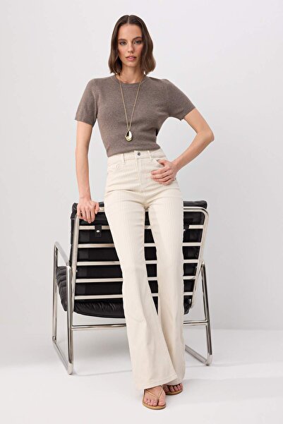 Trendyol Kollektion Ecru High Waist Flare Jeans TWOSS26JE00332