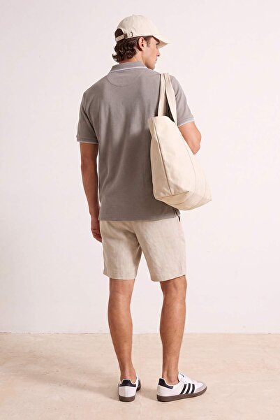 Trendyol Kollektion Graues, strukturiertes T-Shirt mit normaler Passform und ...