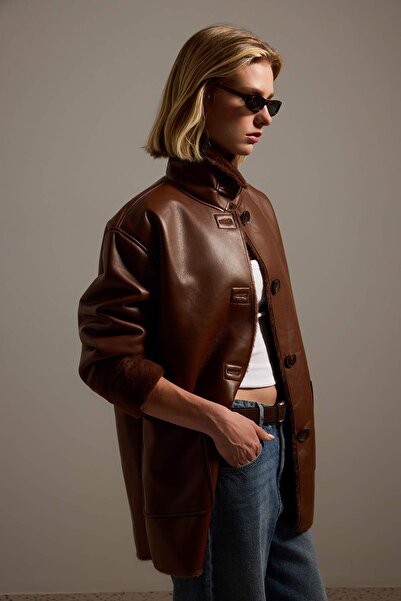 Trendyol Collection معطف بني قصة فضفاضة TWOAW26KB00007