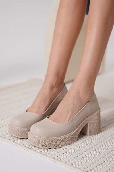 Generic Brand Women's Beige Casual Shoes Tr06Ms04D