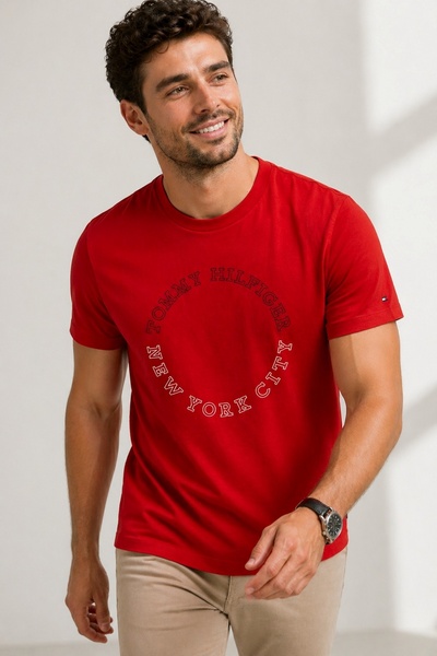 Tommy Hilfiger Slim Fit Woven 100% Cotton Printed Men's T-Shirt