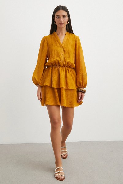 UTERPE Bolon Sleeveless High Collar Layered Chiffon Dress