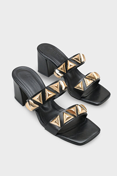 Capone Outfitters Aubrie Küt Burunlu cu accesoriu metalic Toc mediu pentru fe...