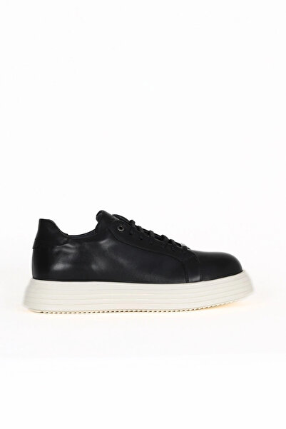 Bueno Shoes حذاء رياضي رجالي من الجلد باللون الأسود من بامبي 34ma9426