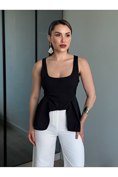 Lovely butik Γυναικεία μπλούζα με λεπτομέρειες Peplum και πουά σχέδιο
