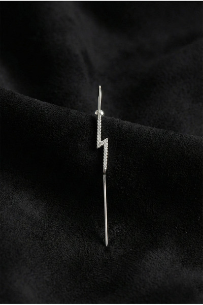 Roza Silver 925 Ayar Zirkon Taşlı Rodyum Şimşek Motifli Baston Kıkırdak Küpe