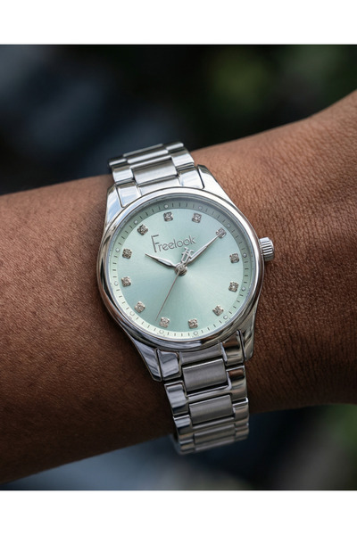 Freelook Naturelle Silver Stainless Steel Watch for Women FL.1.10444-2