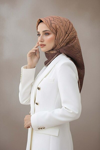 Vissona % 57 İPEK % 43 VİSKON Twill İpek Geometrik Desenli Bakır Renkli 90x90...