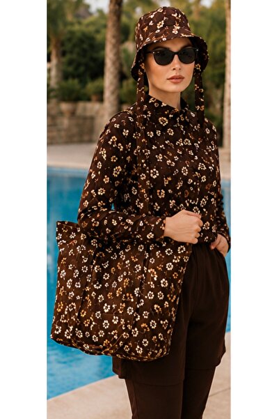 MASSMİZO The woman wears a hijab swimsuit.