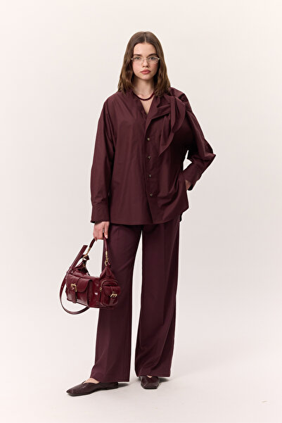 Manuka DETAILIERTES DESIGN-HEMD MIT BINDUNGEN IN BORDO-ROT