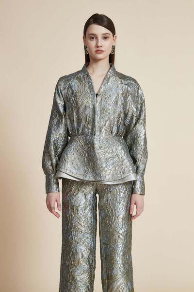 Yola Printed V-Neck Long-Sleeve Top