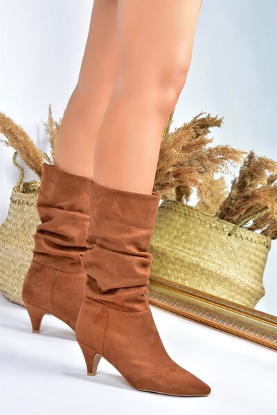 Fox Shoes Ghete de damă din piele întoarsă maro scurta cu toc scurt L404810602