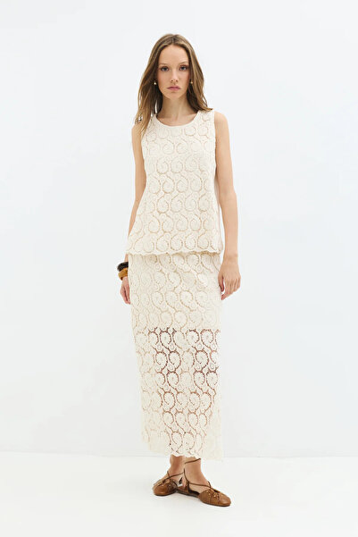 No Matter What Lace Textured Lined Tank Top