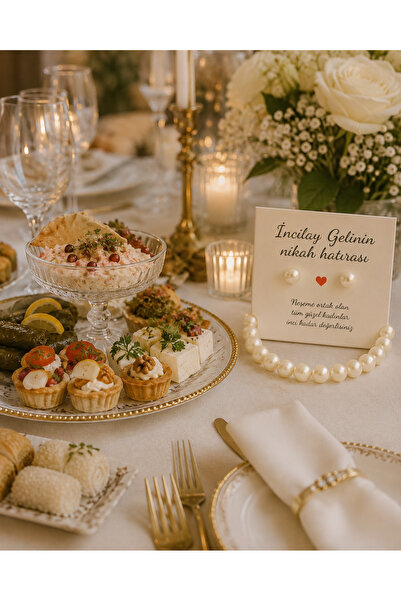 Kişiye Özel Kına Gecesi İnci Küpe ve Bileklik Seti | Kartlı Kına, Nikah, Söz, Nişan, Bride Hediyesi 10 set inci Küpe + 10 set Bileklik