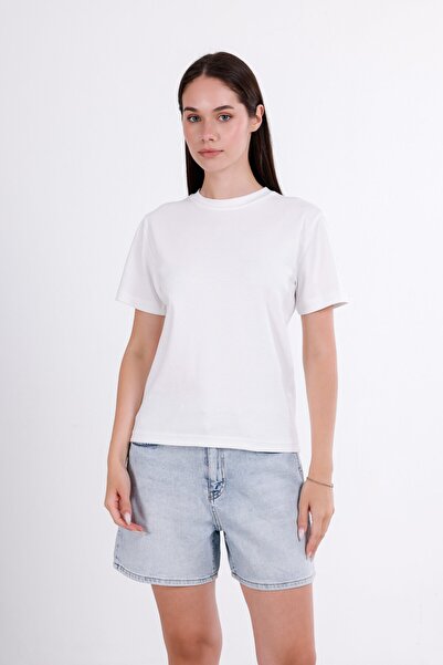 Basic T-Shirt