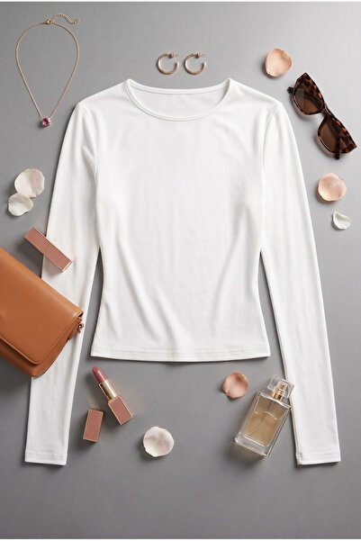 uyguntarz Women's Basic Long Sleeve Boat Neck Fit Body Blouse