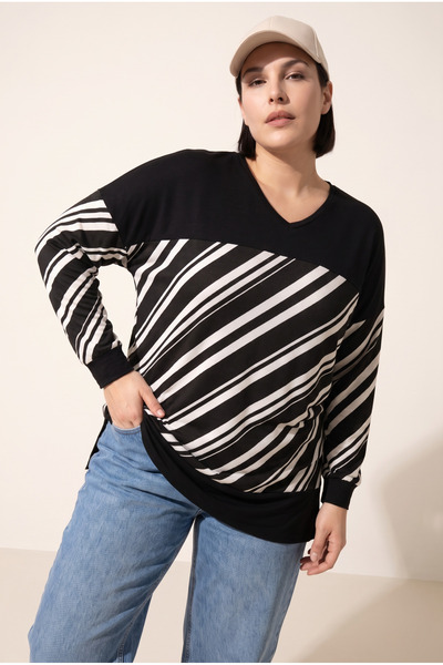Stil Diva Plus Size V Neck Long Sleeve Ankle Elastic Slit Blouse 303085