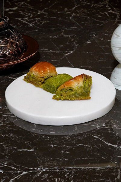 Koçak Baklava Karışık Baklava 0,5 Kg Paket (8-10 Dilim)