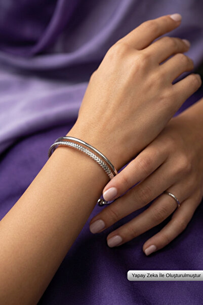 Begondio Minimalist Italian Style Laser Engraved Women's Cuff Bracelet