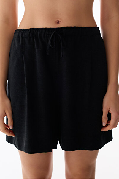 Penti Siyah Keten Pile Detaylı Yüksek Bel Şort