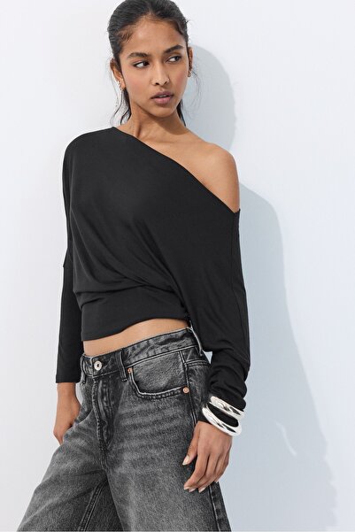 Stradivarius Asimetrik modal t-shirt