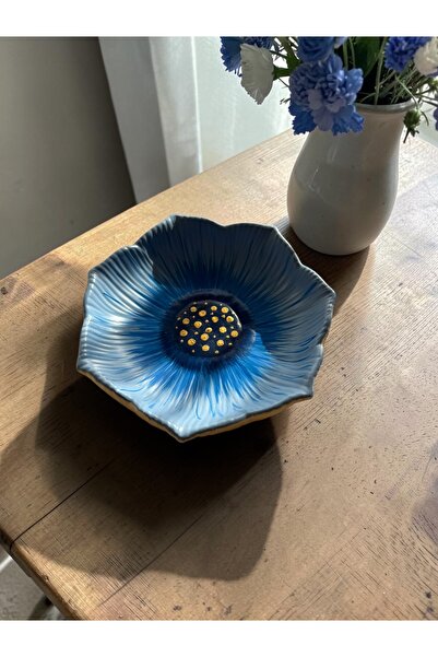 BELLATRİX ATÖLYE Çiçek Formlu Mavi Gold Detaylı Dekoratif Tabak – 16 x 3,5 cm