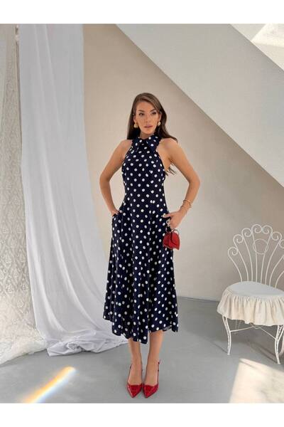 GAMZE ALPTEKİN Φόρεμα μίντι με πουά και λαιμόκοψη halter από υψηλής ποιότητας...