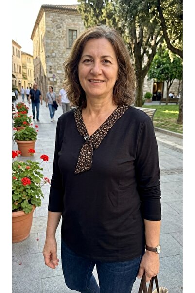 Aylin ΜΑΚΡΥΜΑΝΙΚΗ ΒΛΟΥΖΑ ΑΠΟ ΧΤΕΝΙΣΜΕΝΟ ΒΑΜΒΑΚΙ ΜΕ ΛΟΥΡΑΚΙ ΣΕ ΣΧΗΜΑ V ΚΑΙ ΣΧΕ...