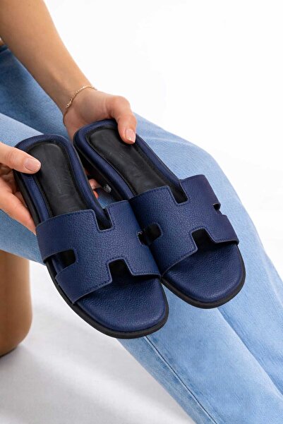 SAMURSPOR Γυναικείες άνετες παντόφλες με επίπεδη σόλα για καθημερινή χρήση