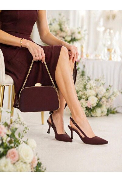 Blacktavern ΣΤΙΛΕΤΟ ΠΑΠΟΥΤΣΙΑ ΜΕ ΜΥΤΕΡΗ ΜΥΤΗ ΚΑΙ ΛΕΠΤΟ ΤΑΚΟΥΝΙ, ΑΝΟΙΧΤΑ ΠΙΣΩ ...