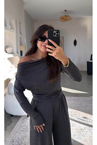 Butik Koyu Gri Omzu Düşük Yarasa Kol Bluz - Geniş Paça Pantolon Rahat Takım